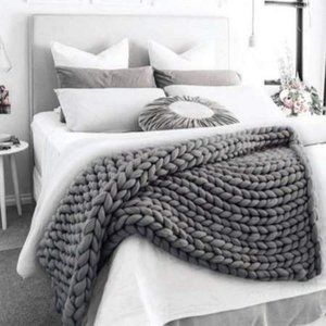 New Chunky Knit Throw